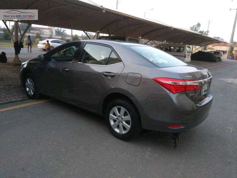 Toyota Corolla 2015 for Sale in Lahore Toyota Corolla 2015 for Sale in Lahore Image-4