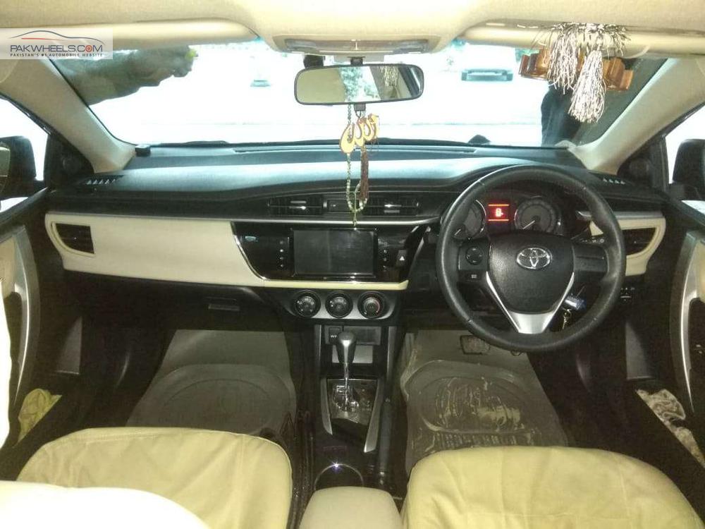 Toyota Corolla 2015 for Sale in Lahore Toyota Corolla 2015 for Sale in Lahore Image-7