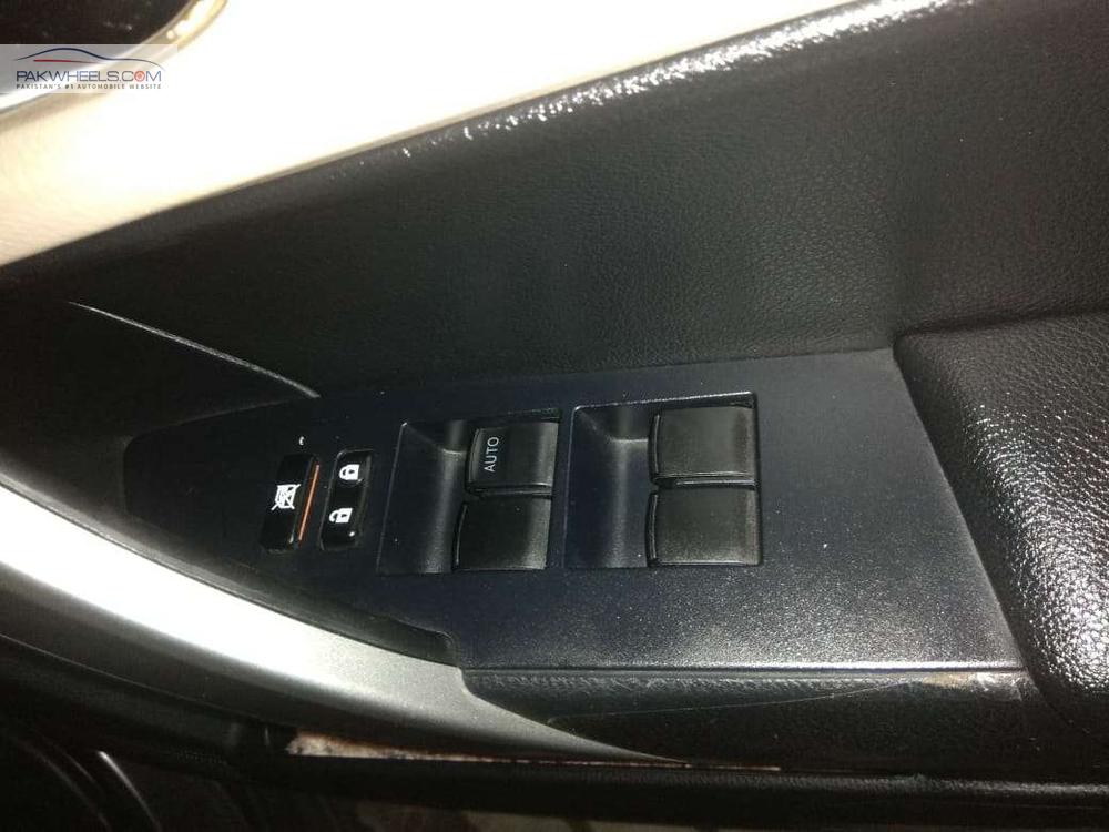 Toyota Corolla 2015 for Sale in Lahore Toyota Corolla 2015 for Sale in Lahore Image-12