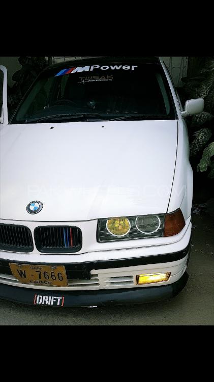 BMW 3 Series - 1996  BMW 3 Series - 1996  Image-2