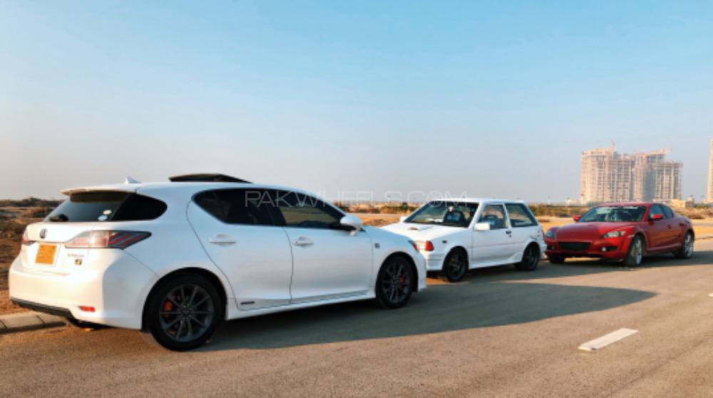 Lexus CT200h - 2011  Lexus CT200h - 2011  Image-4