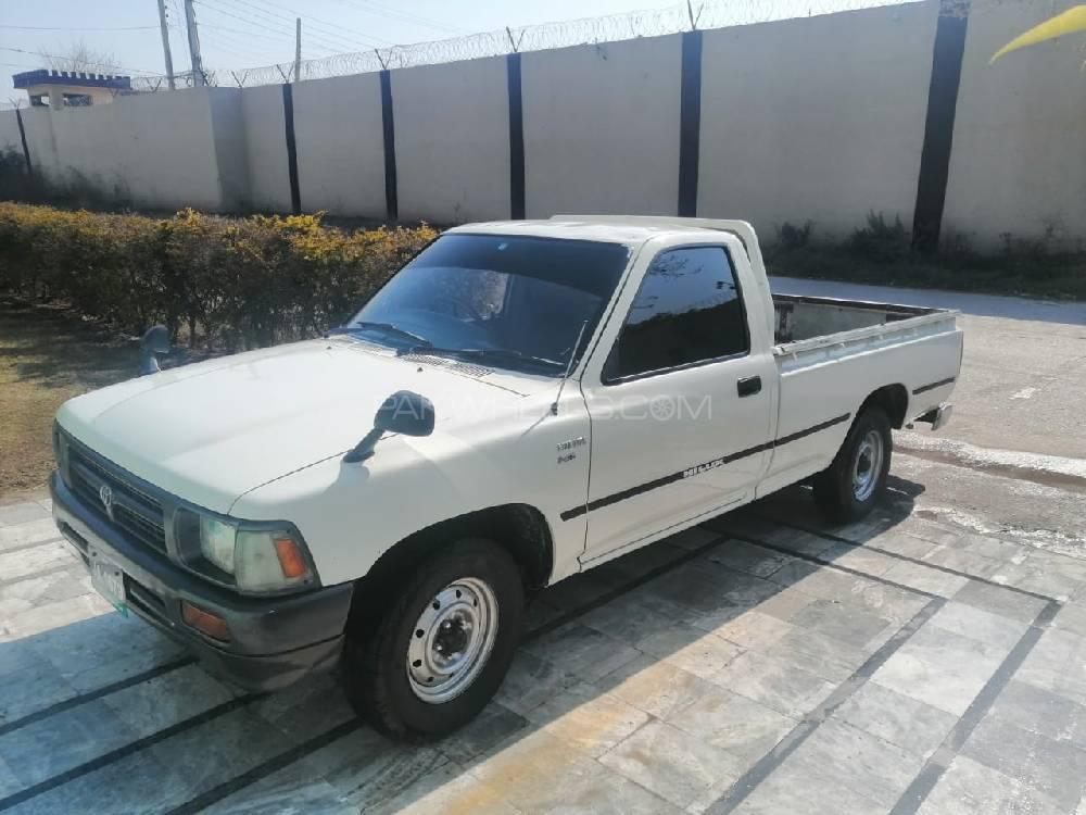 Toyota Hilux 1991 for Sale in Peshawar Image-1