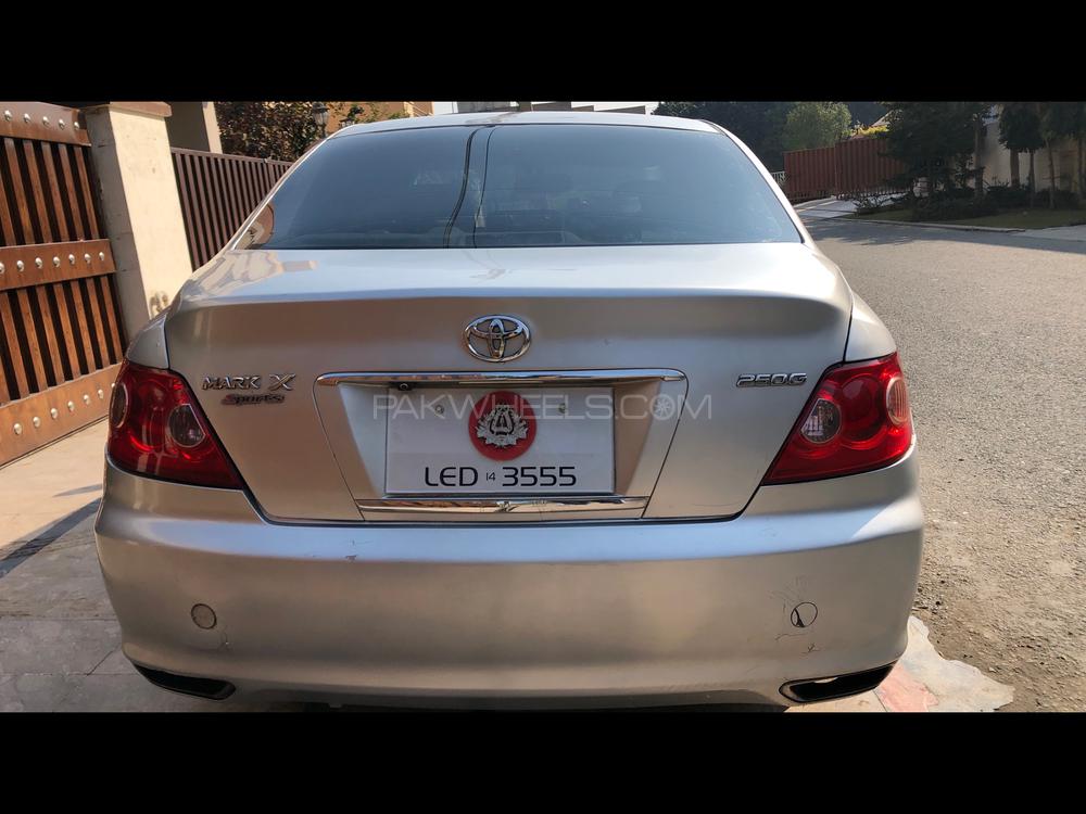 Toyota Mark X 2006 for Sale in Lahore Toyota Mark X 2006 for Sale in Lahore Image-3