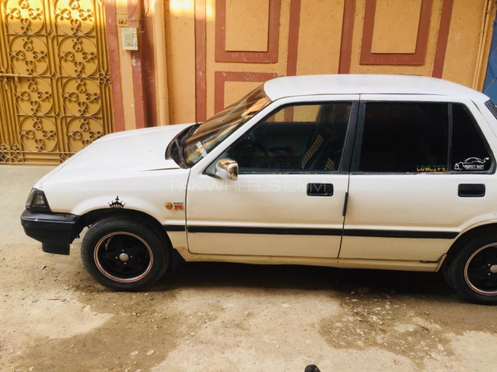 ہونڈا سوک - 1985  ہونڈا سوک - 1985  Image-2