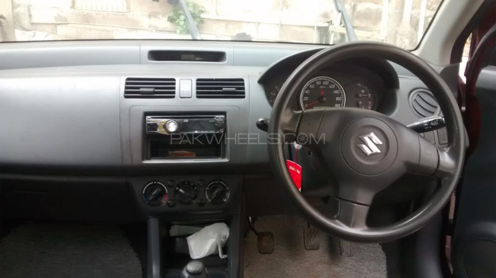 سوزوکی سوئفٹ 2011 for Sale in کراچی سوزوکی سوئفٹ 2011 for Sale in کراچی Image-4