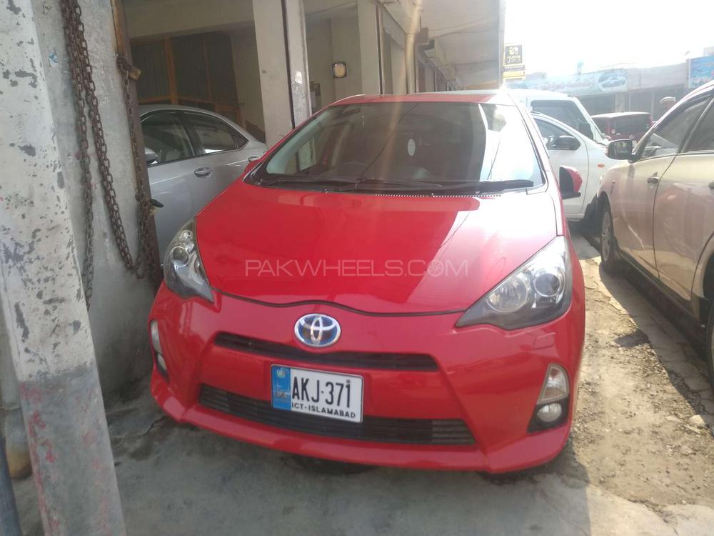 Toyota Aqua 2014 for Sale in Multan Image-1