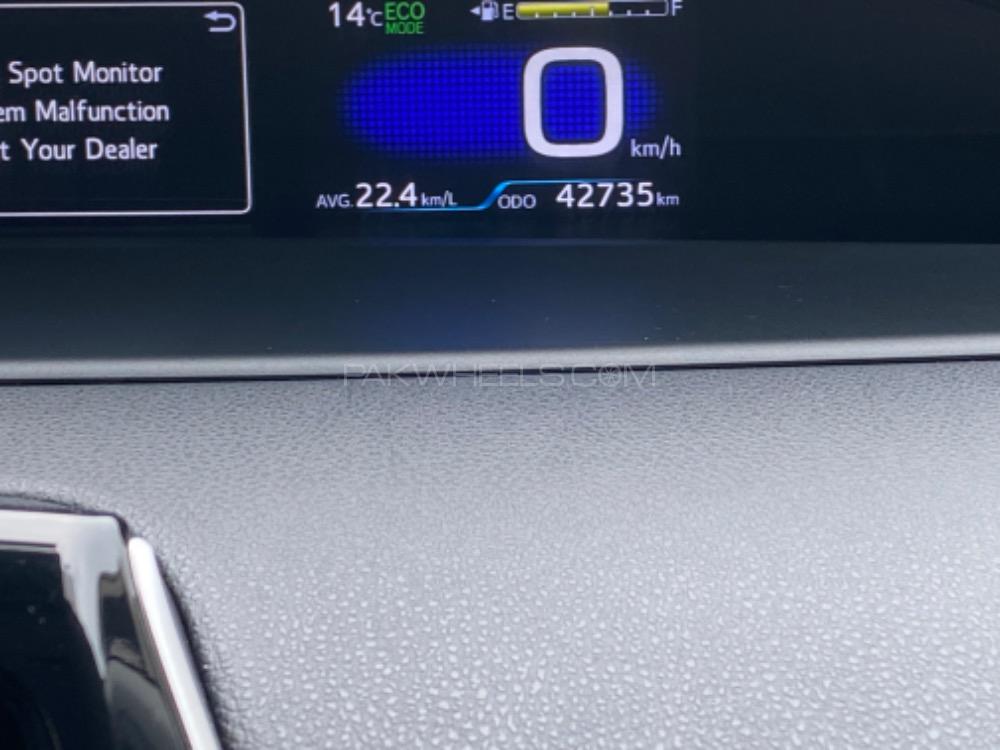 Toyota Prius 2016 for Sale in Faisalabad Toyota Prius 2016 for Sale in Faisalabad Image-11