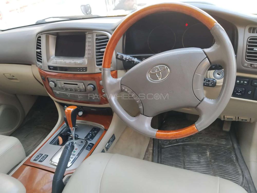 Toyota Land Cruiser 2003 for Sale in Lahore Toyota Land Cruiser 2003 for Sale in Lahore Image-6