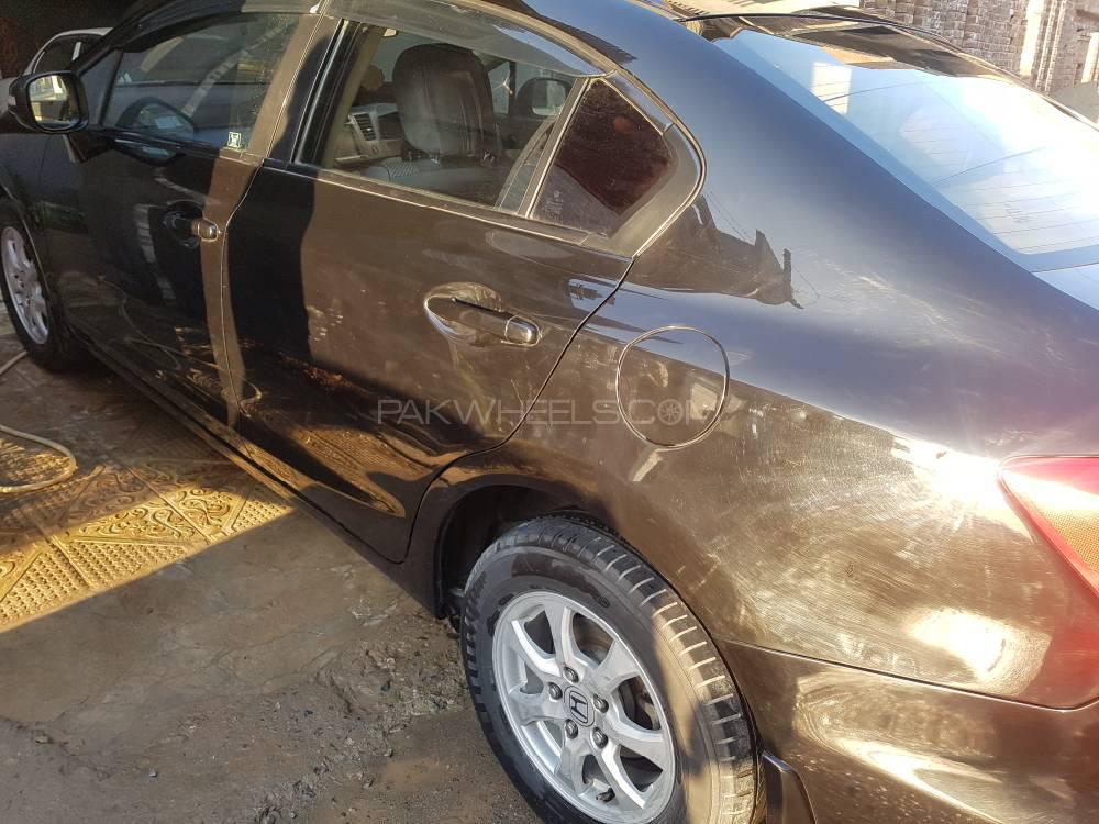 Honda Civic 2013 for Sale in Peshawar Honda Civic 2013 for Sale in Peshawar Image-8
