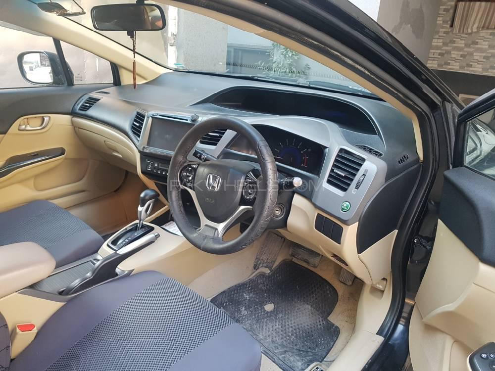Honda Civic 2013 for Sale in Peshawar Honda Civic 2013 for Sale in Peshawar Image-9