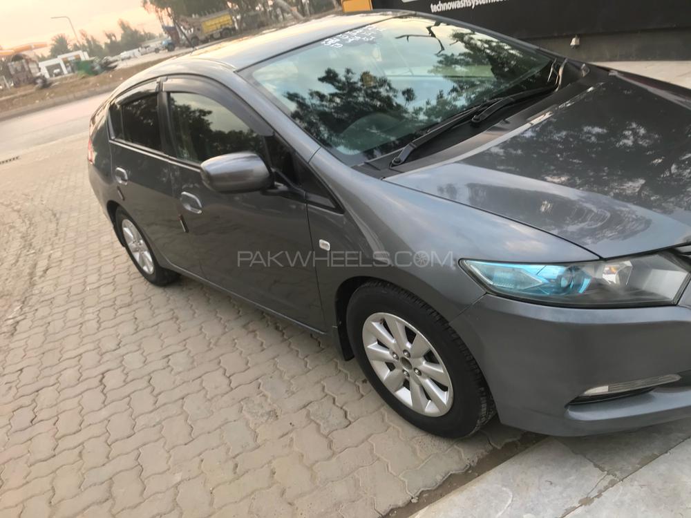 Honda Insight 2010 for Sale in Islamabad Image-1