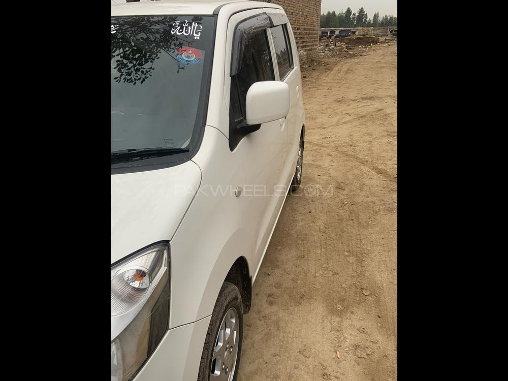 Suzuki Wagon R 2018 for Sale in Peshawar Suzuki Wagon R 2018 for Sale in Peshawar Image-9