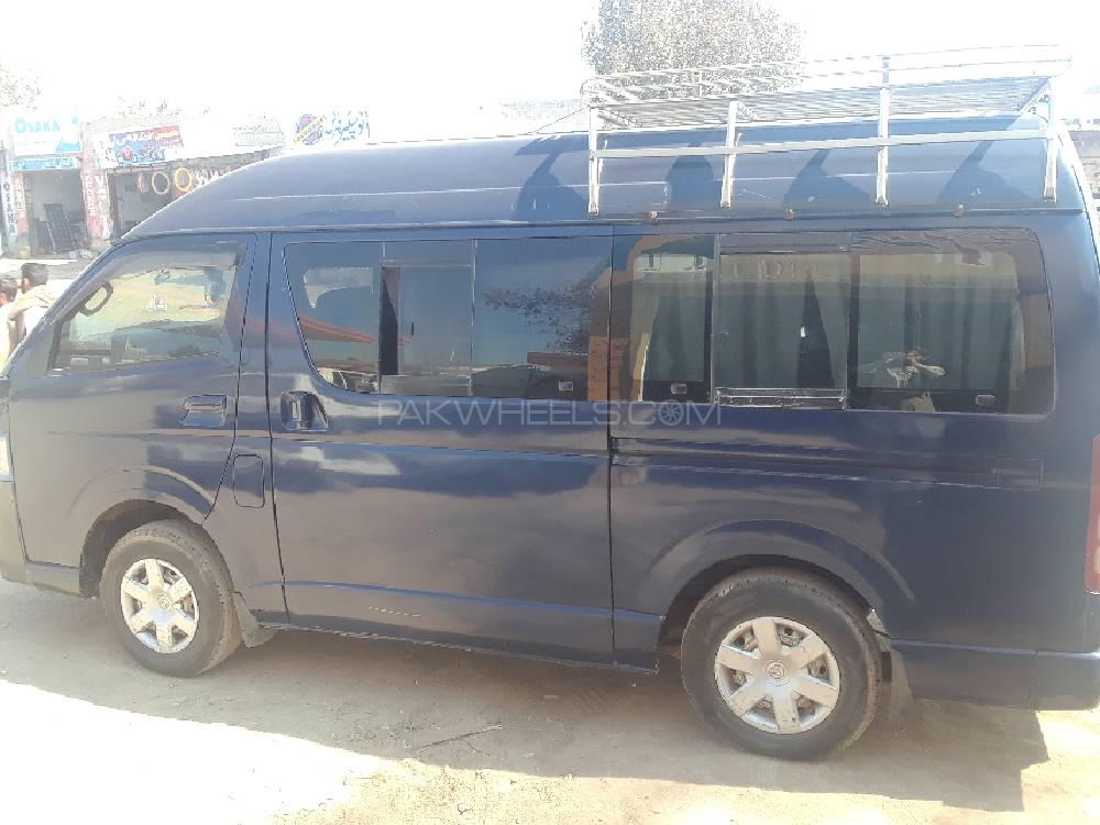 Toyota Hiace 2010 for Sale in Gojra Image-1
