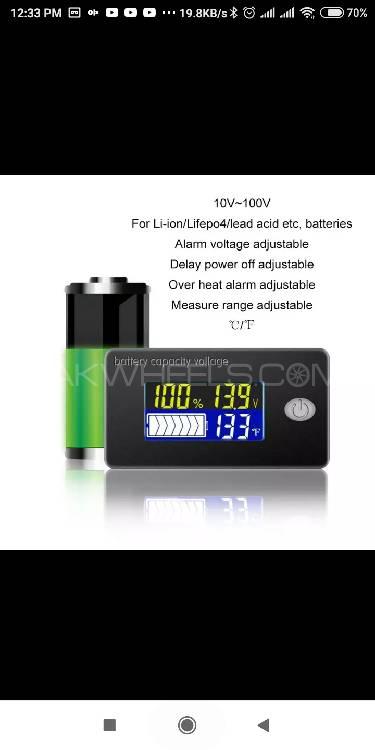 Car battery voltmeter with % Black Image-1