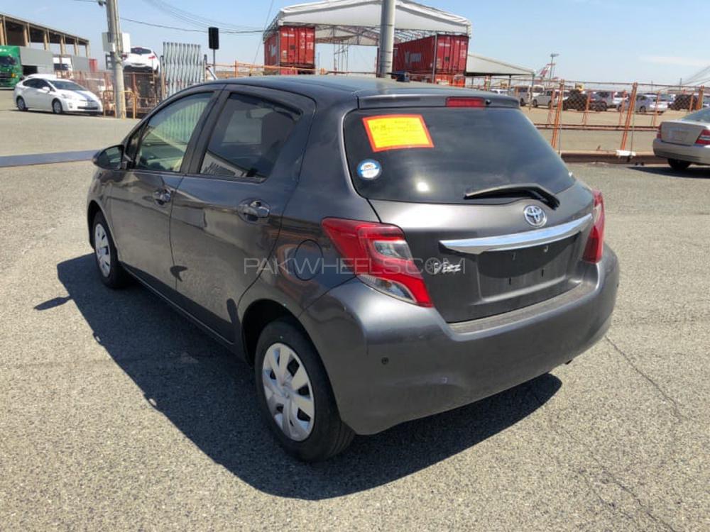 Toyota Vitz 2016 for Sale in Lahore Toyota Vitz 2016 for Sale in Lahore Image-8