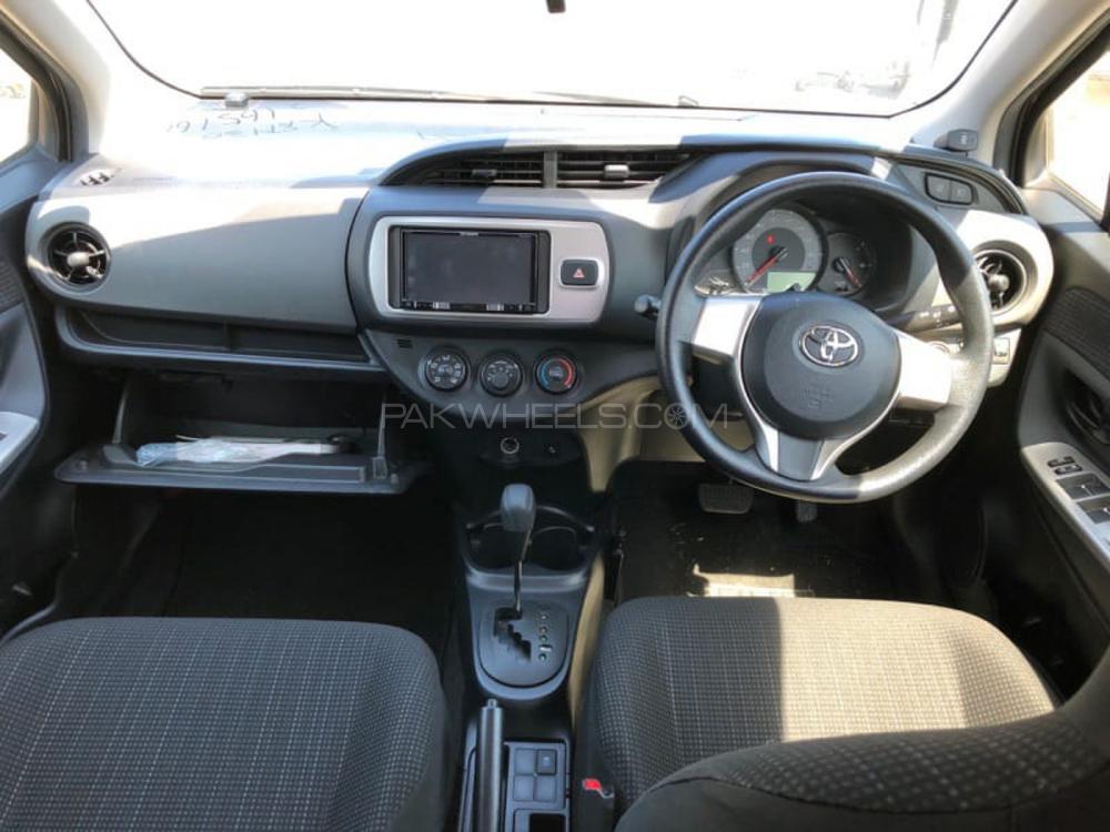 Toyota Vitz 2016 for Sale in Lahore Toyota Vitz 2016 for Sale in Lahore Image-19