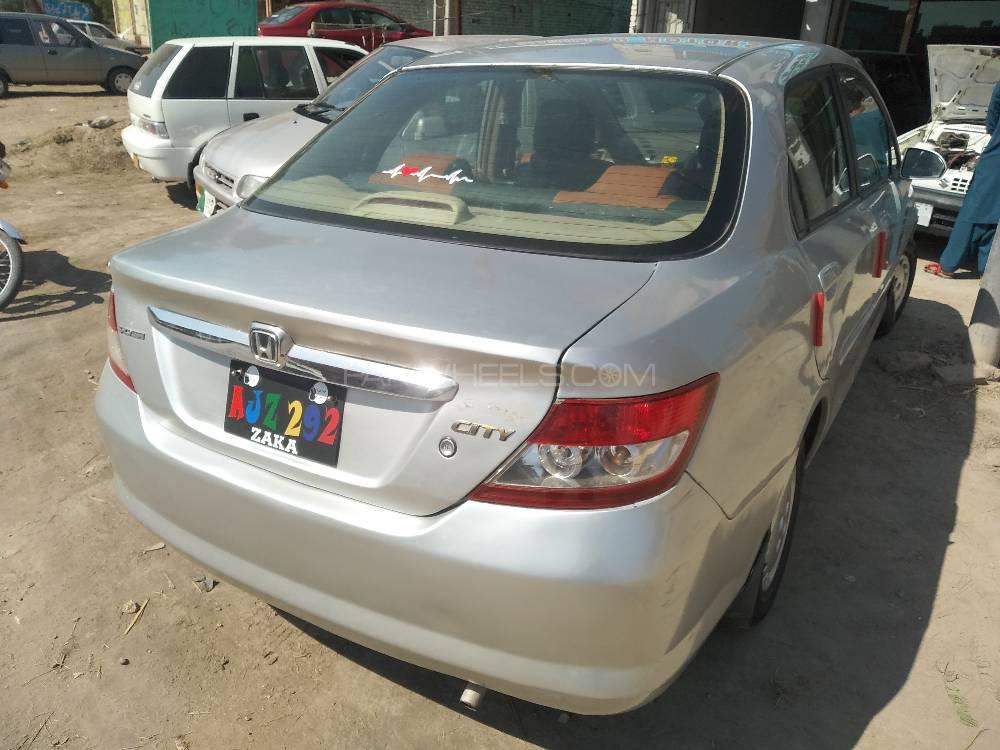 Honda City 2005 for Sale in Rahim Yar Khan Honda City 2005 for Sale in Rahim Yar Khan Image-6