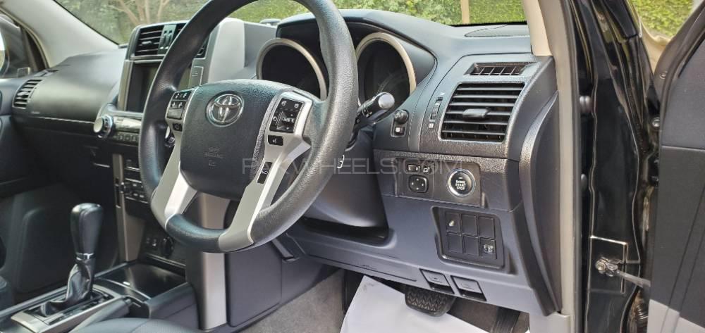 Toyota Prado 2011 for Sale in Rawalpindi Toyota Prado 2011 for Sale in Rawalpindi Image-9