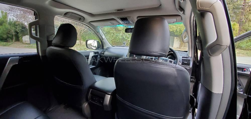 Toyota Prado 2011 for Sale in Rawalpindi Toyota Prado 2011 for Sale in Rawalpindi Image-14