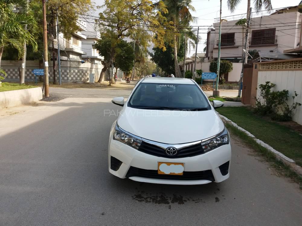 Toyota Corolla 2016 for Sale in Karachi Image-1