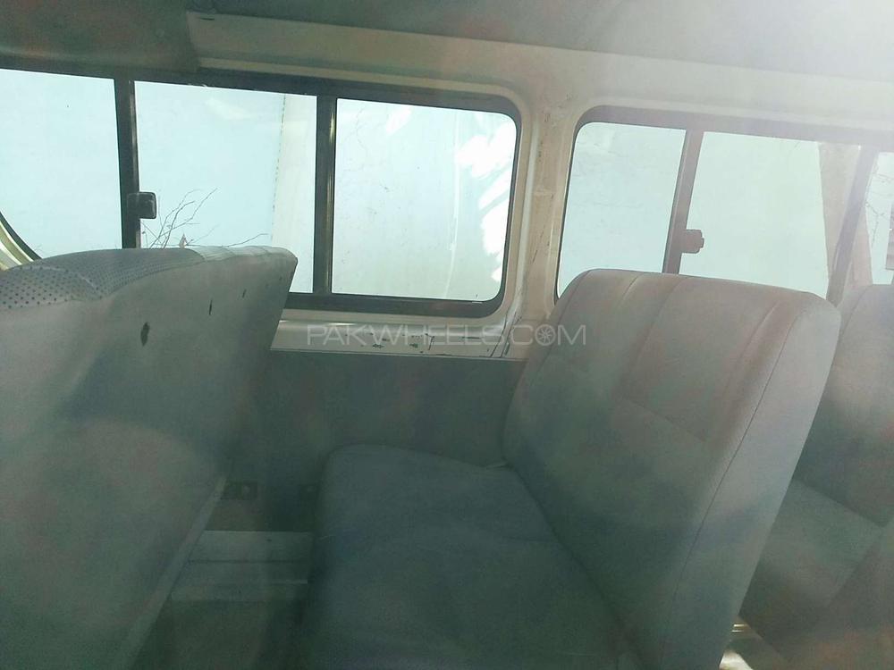 Toyota Hiace 2008 for Sale in Rawalpindi Toyota Hiace 2008 for Sale in Rawalpindi Image-7