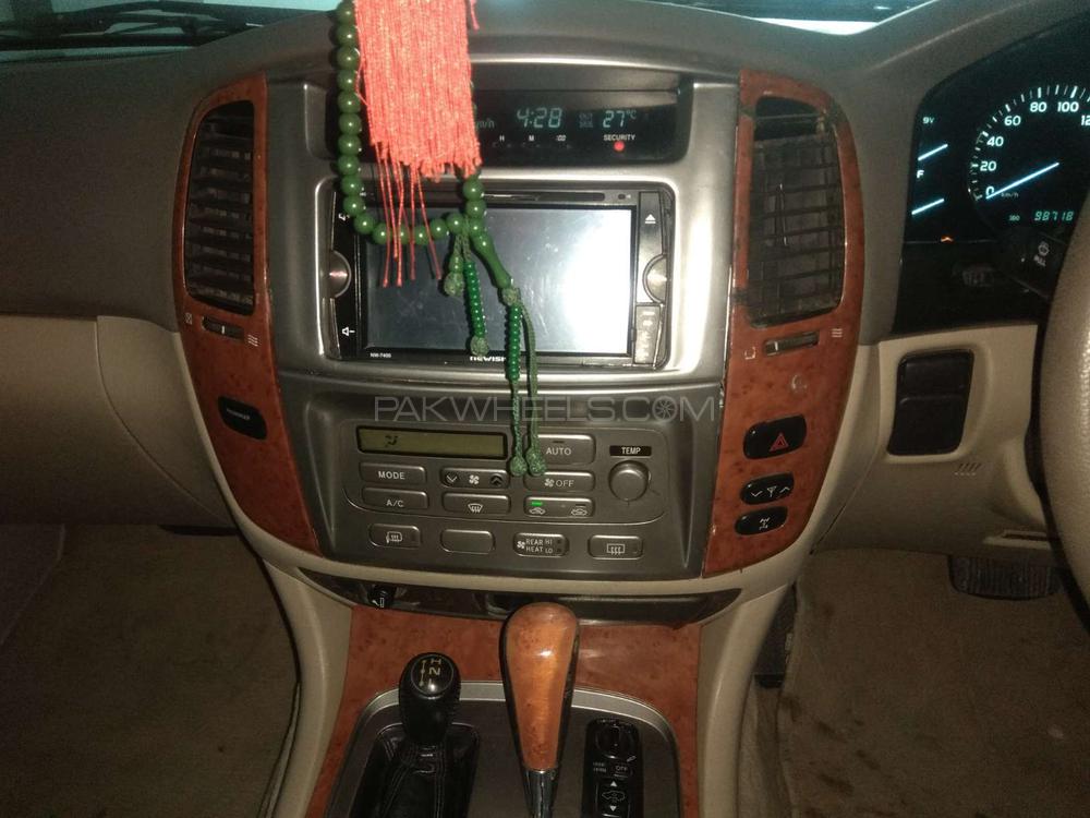 Toyota Land Cruiser 2003 for Sale in Karachi Toyota Land Cruiser 2003 for Sale in Karachi Image-8