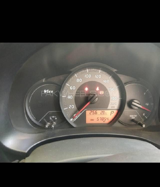 Toyota Vitz 2014 for Sale in Karachi Toyota Vitz 2014 for Sale in Karachi Image-5