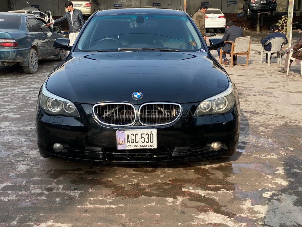 BMW 5 Series 2004 for Sale in Peshawar Image-1