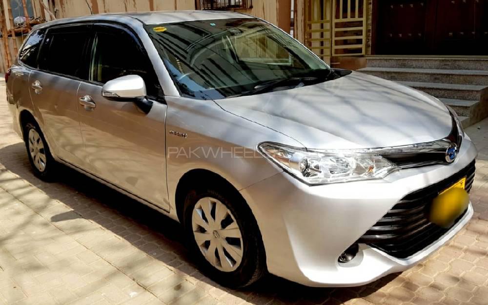 Toyota Corolla Fielder 2015 for Sale in Karachi Toyota Corolla Fielder 2015 for Sale in Karachi Image-3