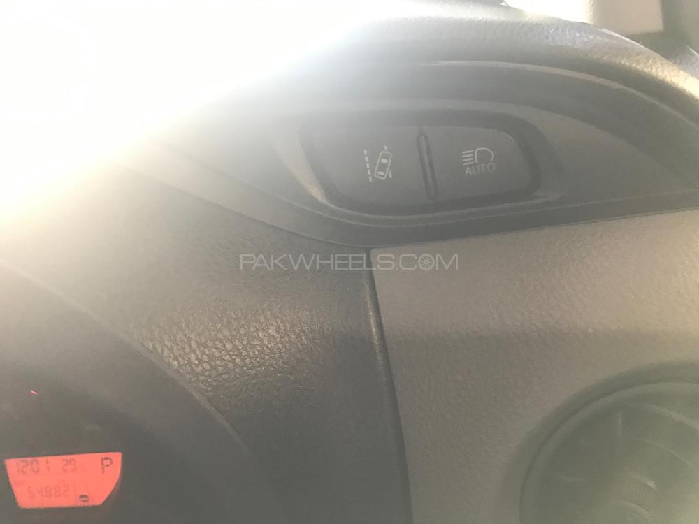 Toyota Vitz 2016 for Sale in Karachi Toyota Vitz 2016 for Sale in Karachi Image-7