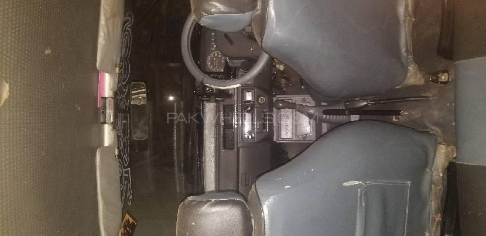 Suzuki Mehran 2010 for Sale in Lahore Suzuki Mehran 2010 for Sale in Lahore Image-8