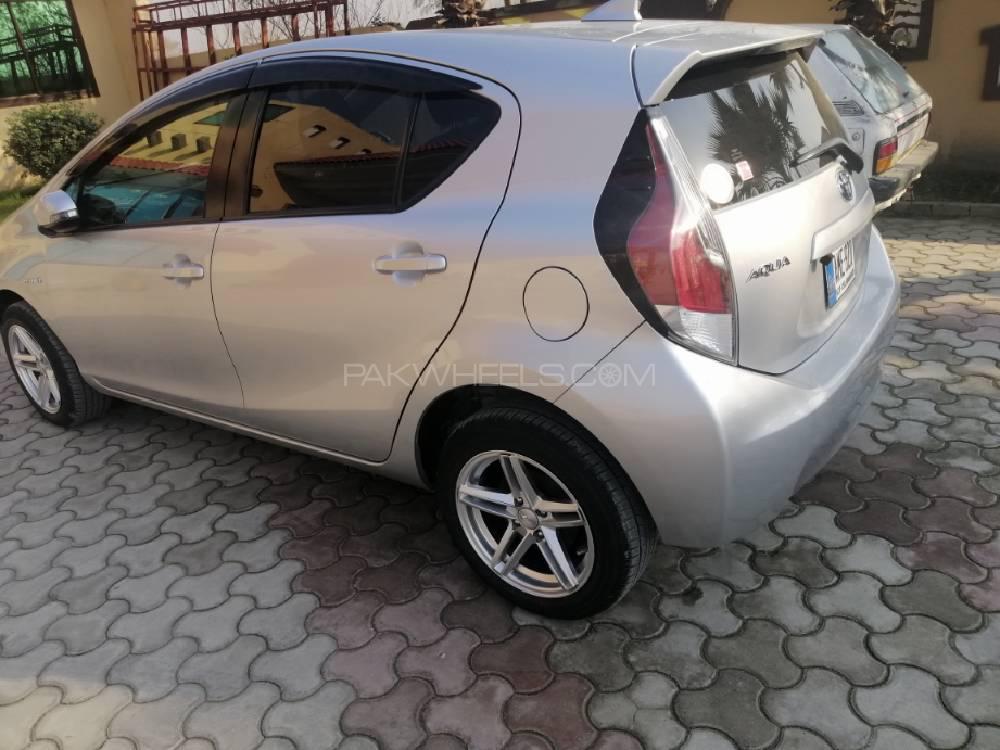 Toyota Aqua 2016 for Sale in Peshawar Toyota Aqua 2016 for Sale in Peshawar Image-13