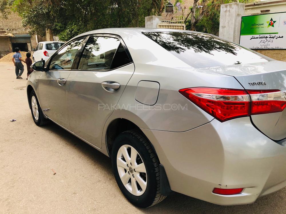 ٹویوٹا کرولا 2015 for Sale in نواب شاہ ٹویوٹا کرولا 2015 for Sale in نواب شاہ Image-4