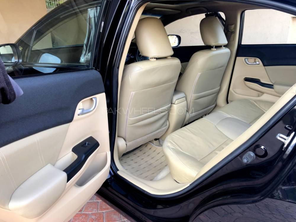 Honda Civic 2014 for Sale in Lahore Honda Civic 2014 for Sale in Lahore Image-9