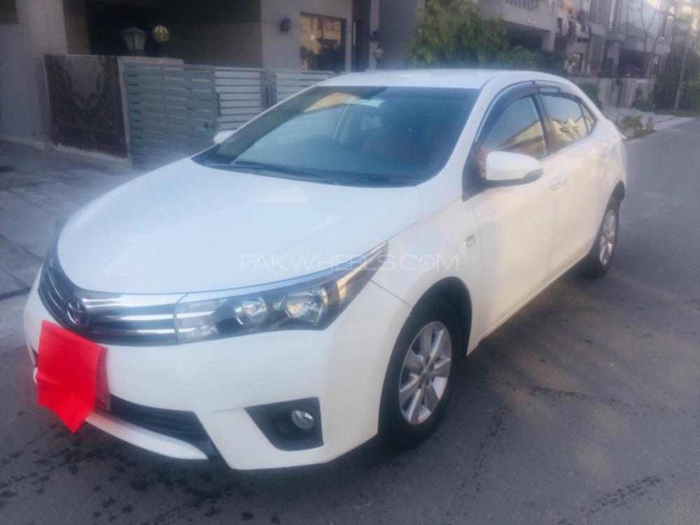 Toyota Corolla 2016 for Sale in Lahore Image-1