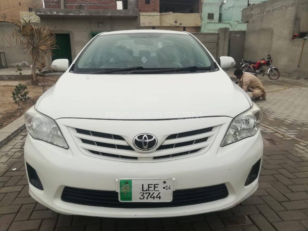 Toyota Corolla 2014 for Sale in Lahore Image-1