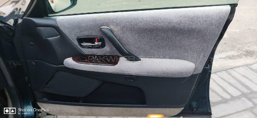 Toyota Crown 1996 for Sale in Lahore Toyota Crown 1996 for Sale in Lahore Image-12