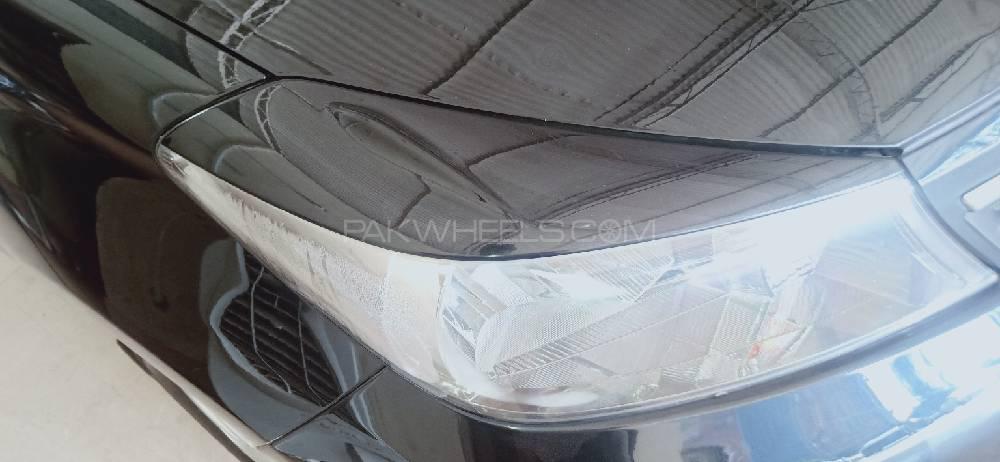 Toyota Vitz 2012 for Sale in Lahore Image-1