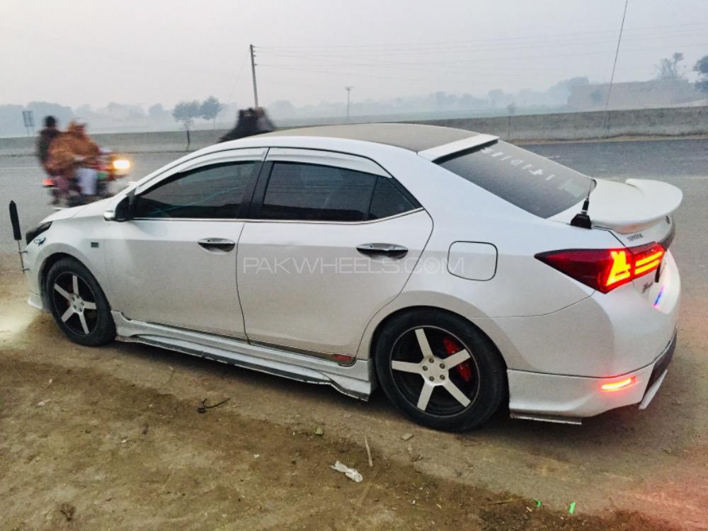 Toyota Corolla - 2017  Toyota Corolla - 2017  Image-4