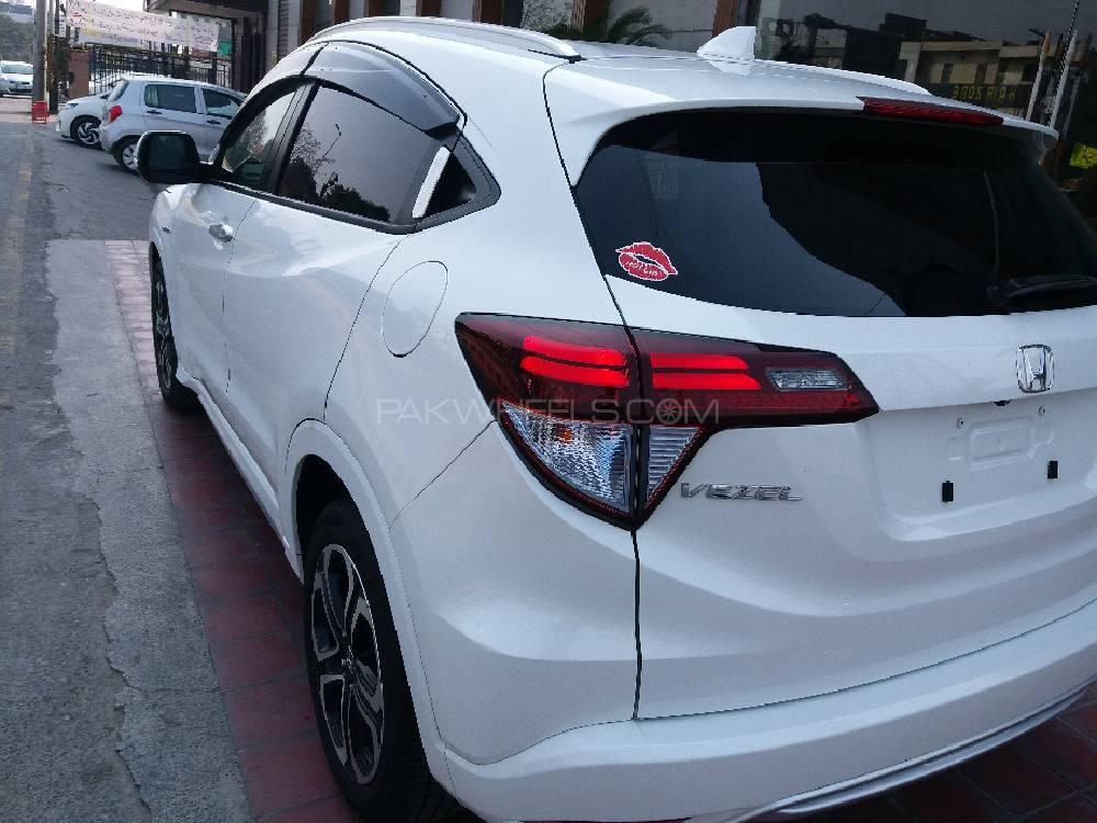 Honda Vezel 2014 for Sale in Lahore Honda Vezel 2014 for Sale in Lahore Image-6