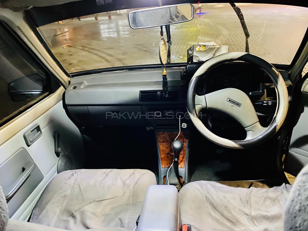 Suzuki Mehran 2017 for Sale in Lahore Suzuki Mehran 2017 for Sale in Lahore Image-2