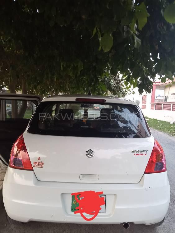 Suzuki Swift 2015 for Sale in Lahore Image-1