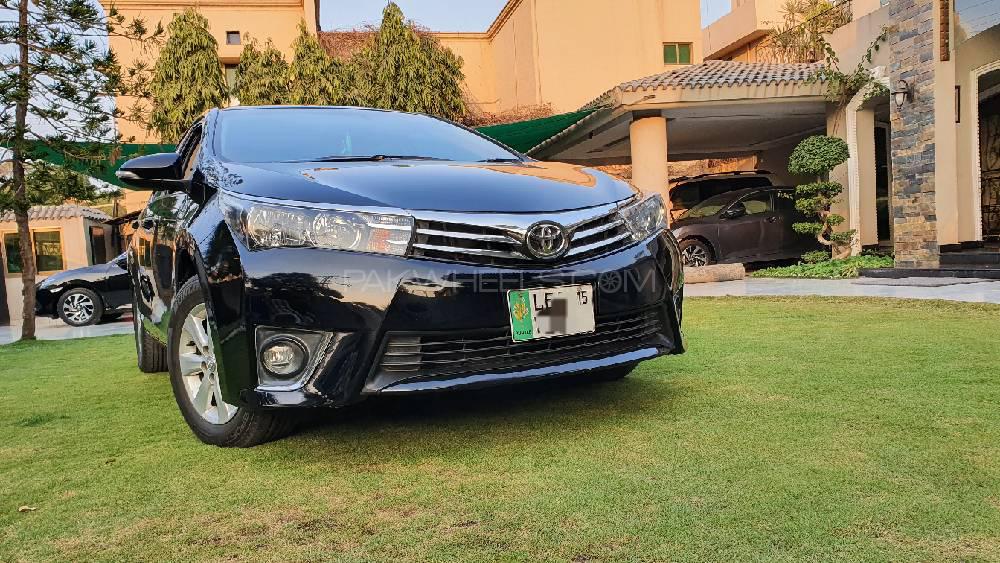 Toyota Corolla 2015 for Sale in Lahore Image-1