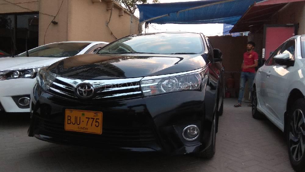 Toyota Corolla 2017 for Sale in Karachi Image-1