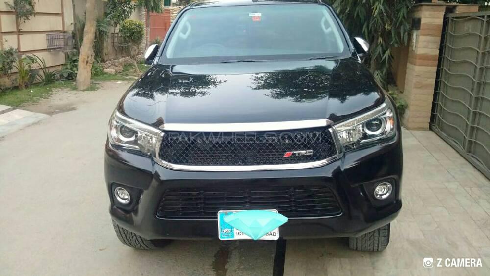 Toyota Hilux 2018 for Sale in Lahore Image-1