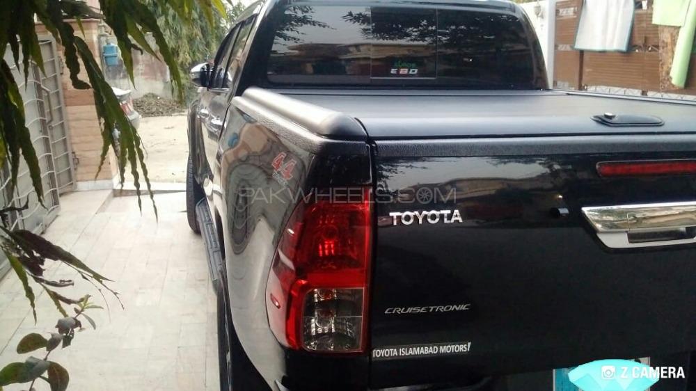 Toyota Hilux 2018 for Sale in Lahore Toyota Hilux 2018 for Sale in Lahore Image-2