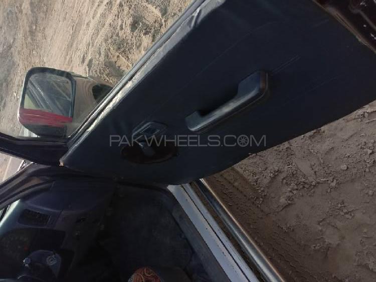 Toyota Hilux 2003 for Sale in Fateh pur Toyota Hilux 2003 for Sale in Fateh pur Image-11
