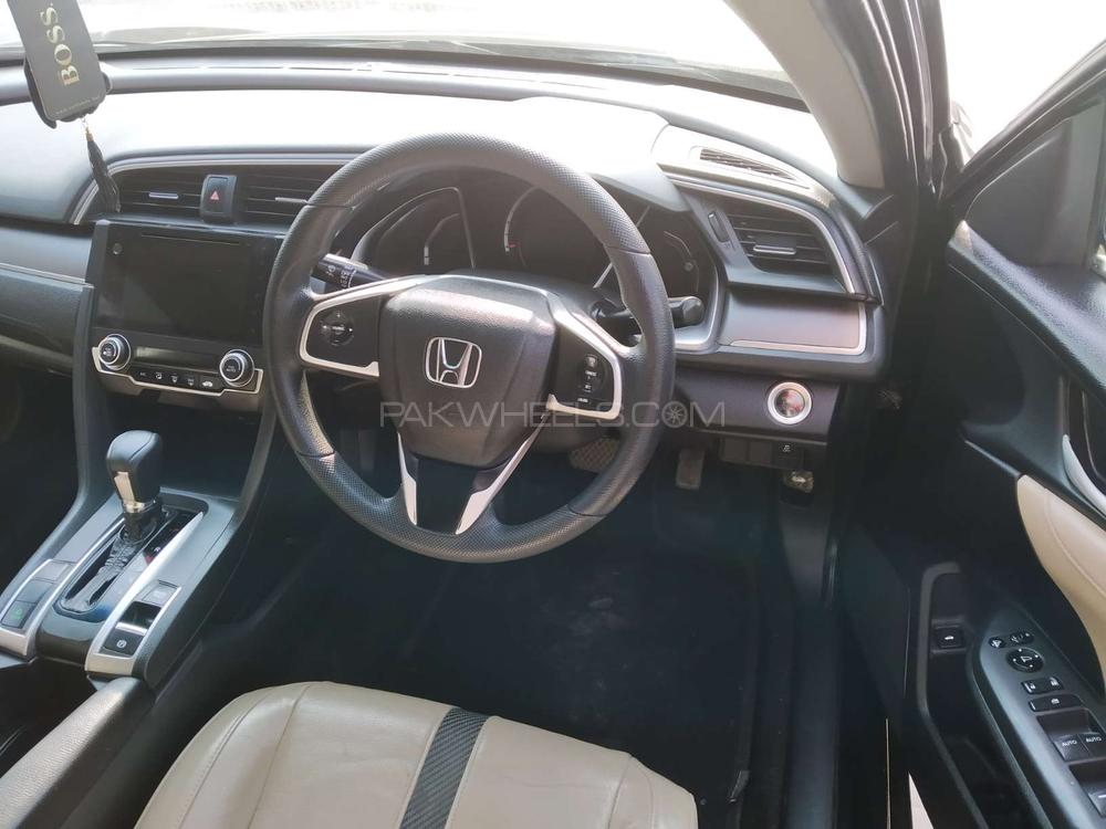 Honda Vezel 2014 for Sale in Lahore Honda Vezel 2014 for Sale in Lahore Image-5