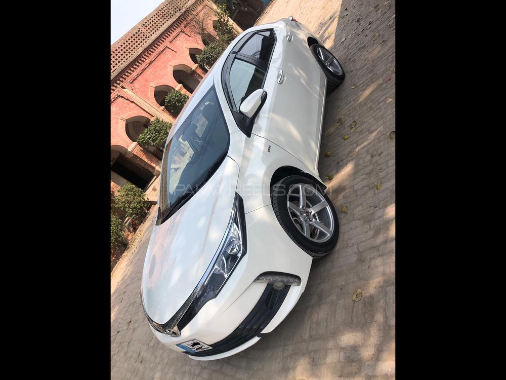 Toyota Corolla 2018 for Sale in Faisalabad Toyota Corolla 2018 for Sale in Faisalabad Image-2