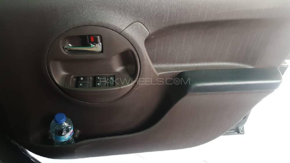 Toyota Passo 2015 for Sale in Peshawar Toyota Passo 2015 for Sale in Peshawar Image-6